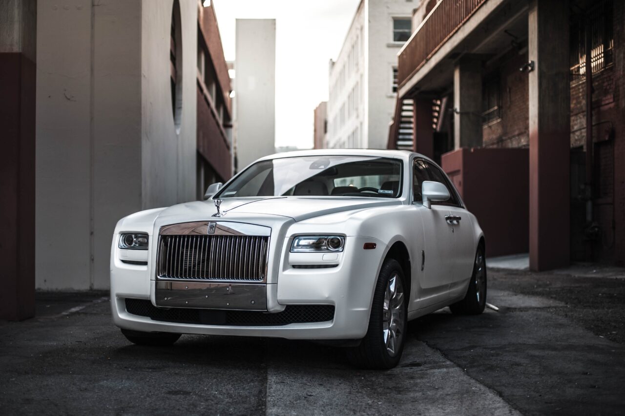 luxury-used-cars-canada-used-luxury-cars-for-sale-in-canada